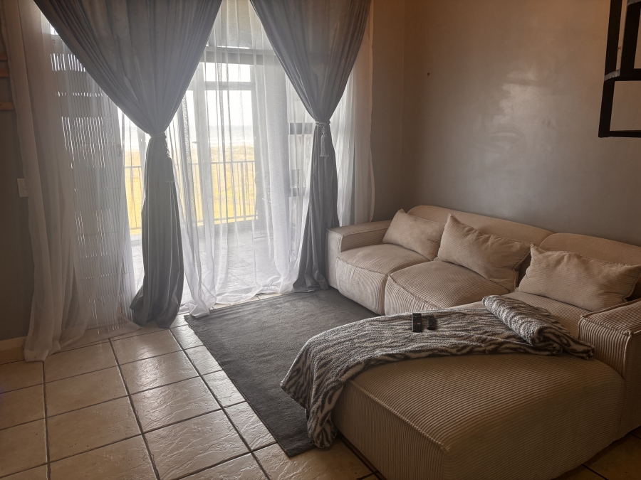 To Let 1 Bedroom Property for Rent in Muizenberg Western Cape
